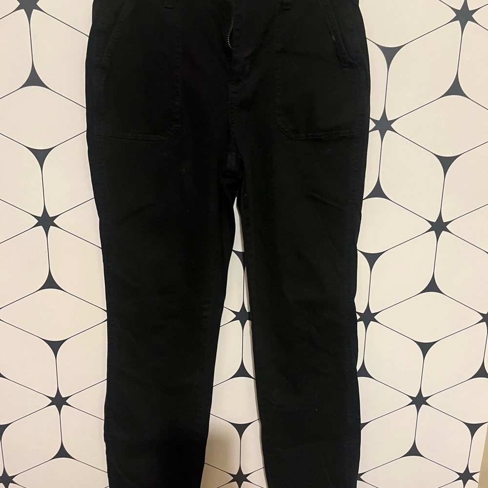Evereve Classic Black Denim